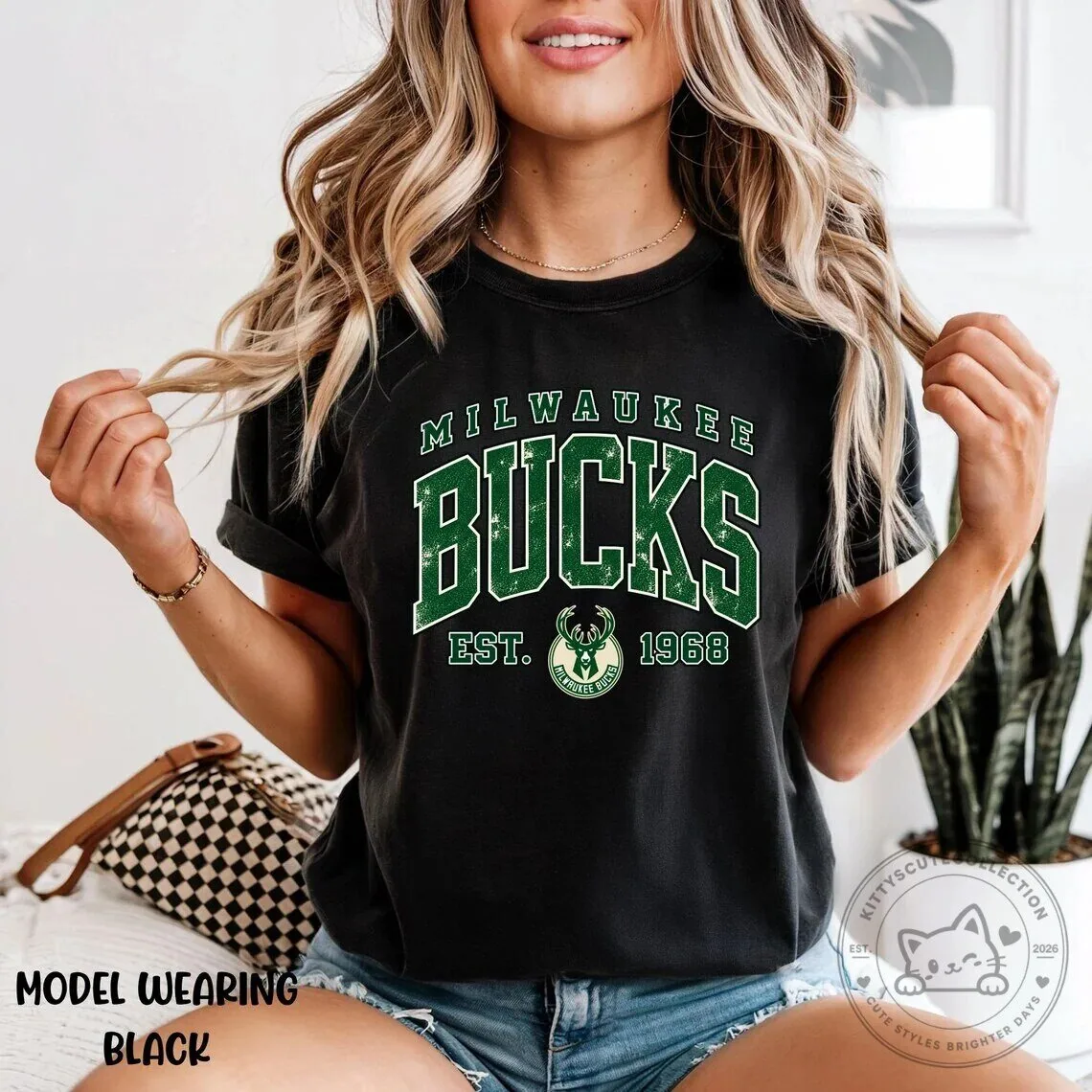 Milwaukee Bucks Established 1968 Distressed Logo T-Shirt